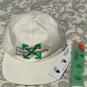 Off-White Turntables hat